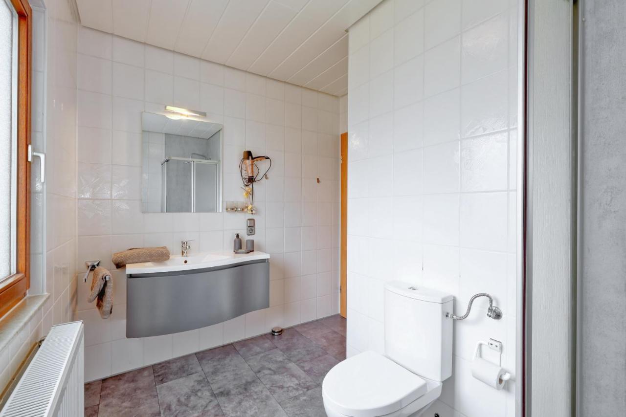 Seepark Kirchheim Ferienhaus Bei Viola Mit Sauna 외부 사진
